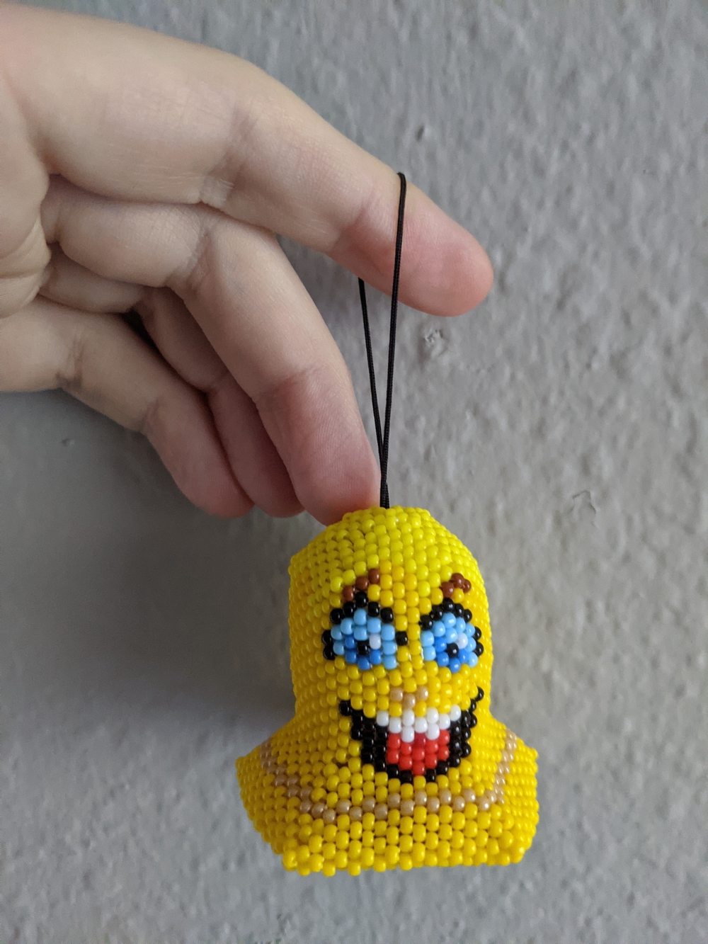 Yellow Beaded Smiley Bird Toy for Pet Enrichment